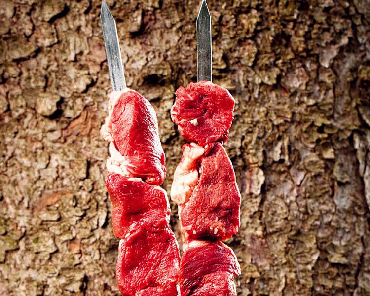 Как правильно выбрать мясо для шашлыка?